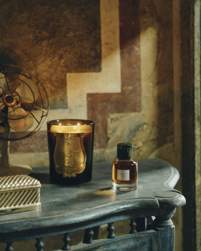 Bougie parfumée et eau de parfum