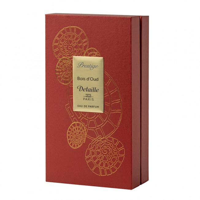 eau-de-parfum-bois-doud-detaille (1).webp